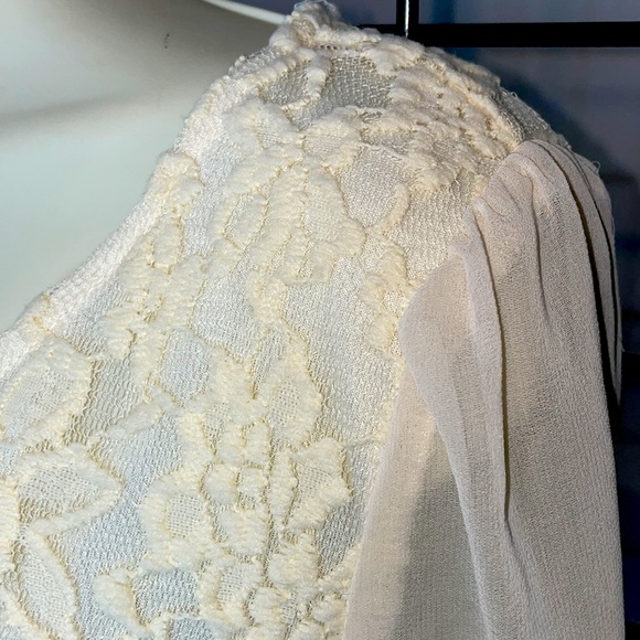 * Blu Pepper * Ivory Lace Anthropologie Dress - Picture 2 of 6